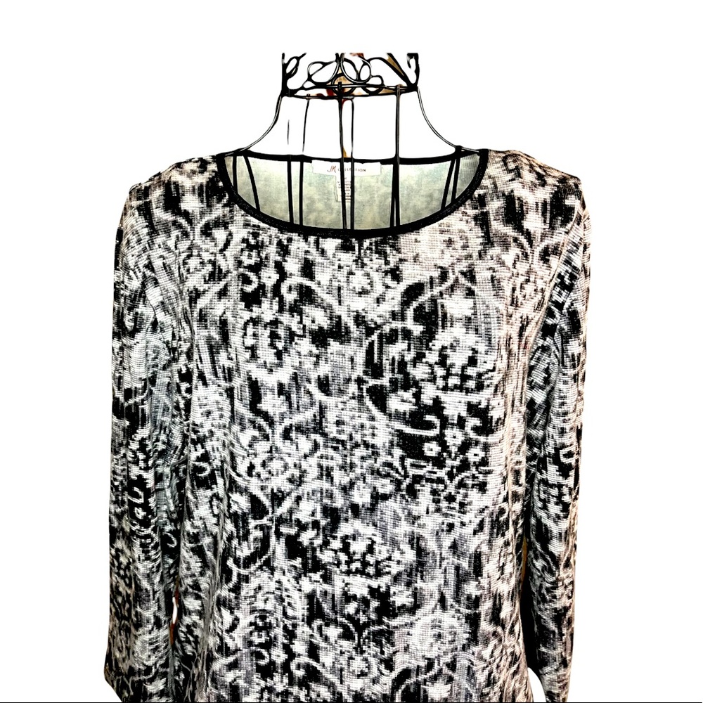 Lovely JM Collection Medium Black and White Shirt.